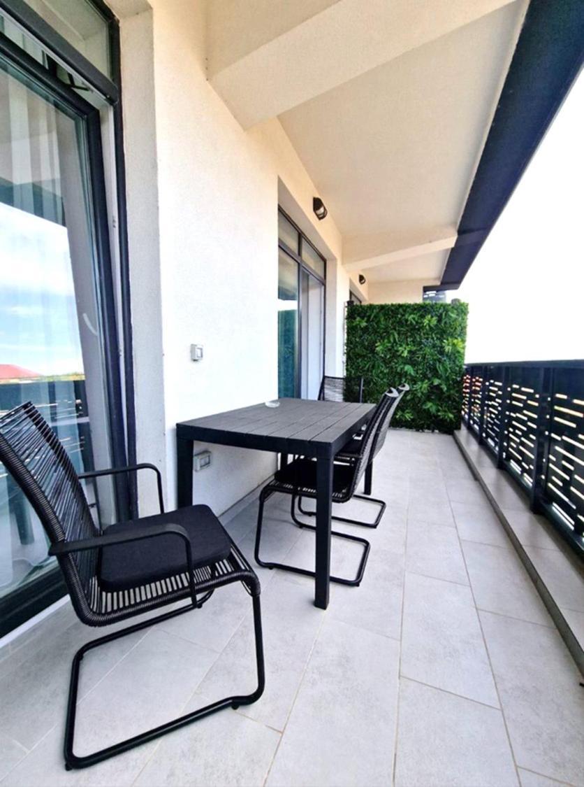 Bb Residence Arad Exterior photo
